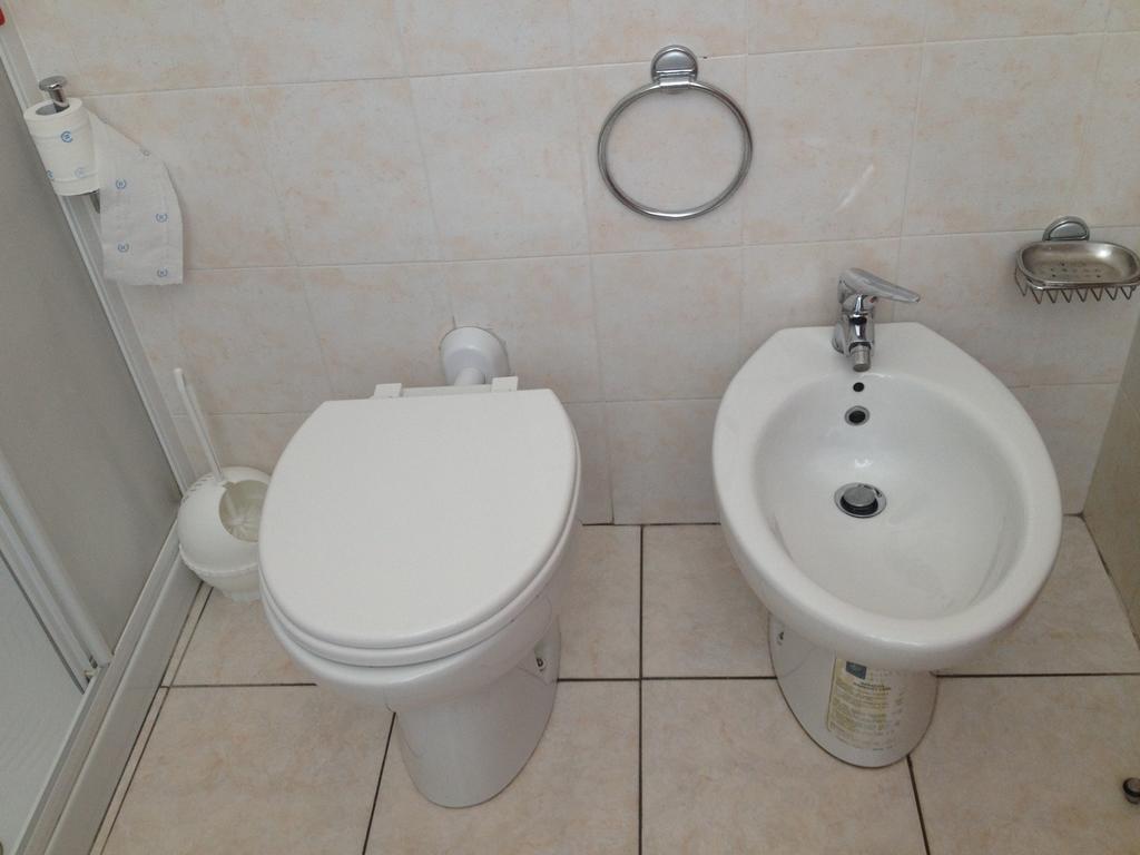 Hotel Belforte Varese Bagian luar foto
